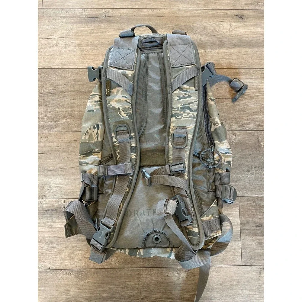 Camelbak HAWG Maximum Gear Camo Hydration Pack Full Size Backpack Multi Cam